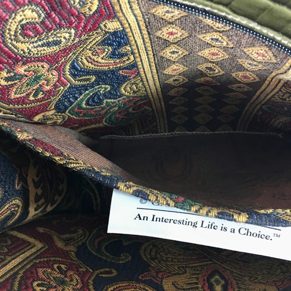 CAROL HEARTY ENDLESS ZIPPER BAG!! - Picture 10 of 10